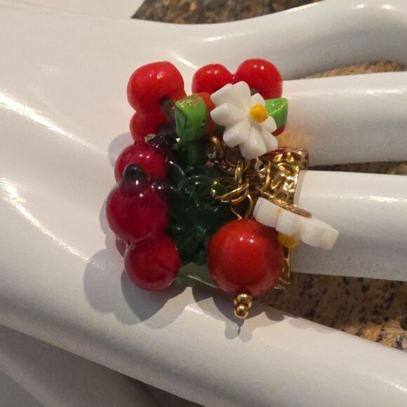 New Vibrant Gold Cherry Charm Ring with White Flowers Sz 7, 8, 9, 10 - Picture 5 of 8
